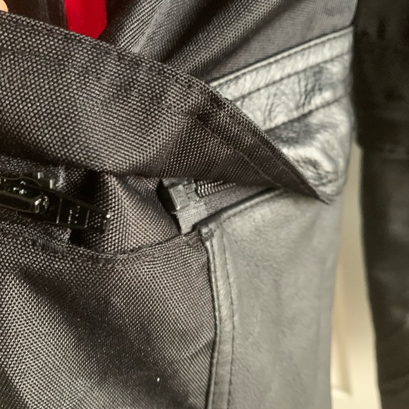 FOX Nomad Over the Boot Motorcycle Pants w/zip off legs - Picture 11 of 15